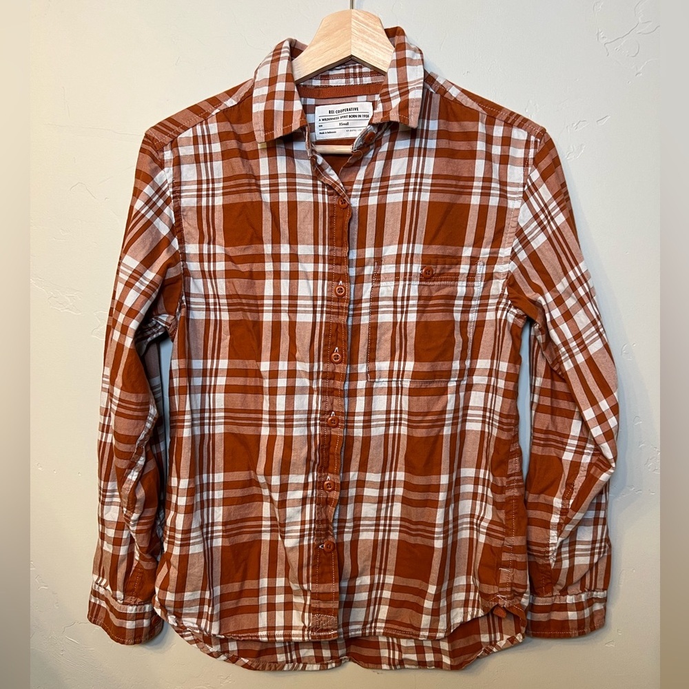 REI Cooperative Women’s Plaid Long Sleeve Shirt